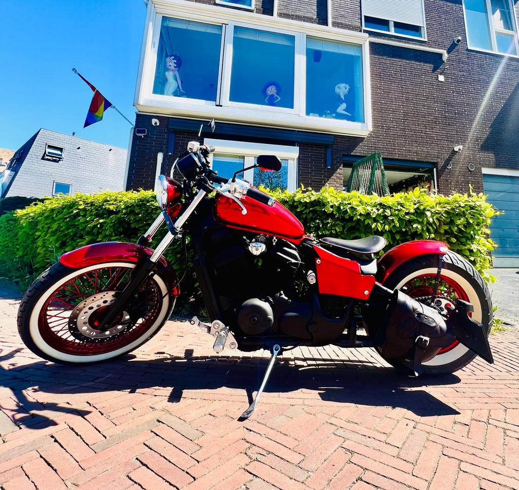Honda VT600 C Shadow Bobber CustomNLBobbers Zeer nette staat, Motoren, Particulier, Chopper