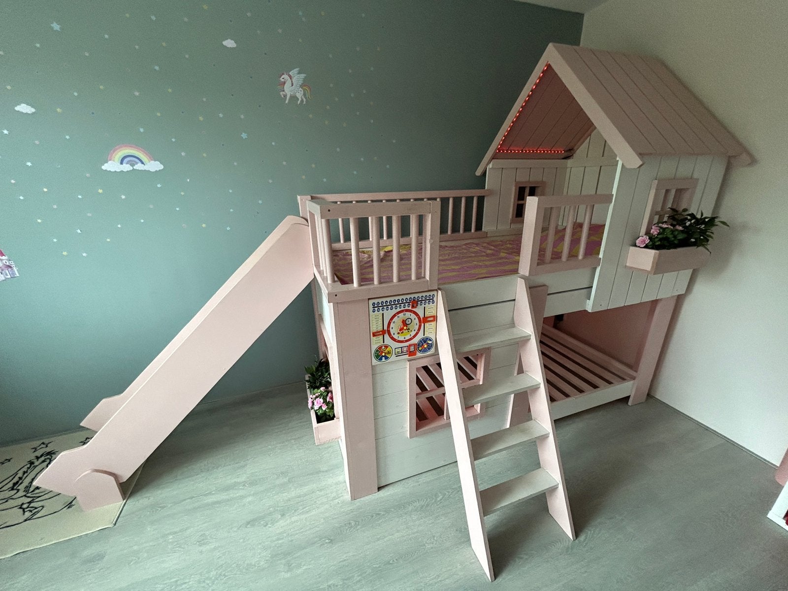 Uniek stapelbed 2x 90x200 met glijbaan en verlichting, Kinderen en Baby's, Kinderkamer | Stapelbedden en Hoogslapers, Ophalen