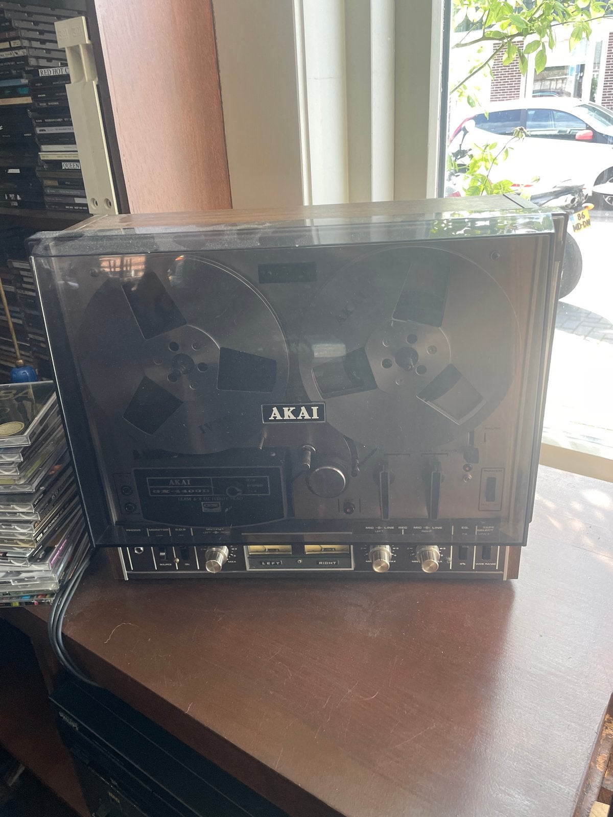 Akai bandrecorder in goede staat, Ophalen of Verzenden, Bandrecorder, Met stofkap