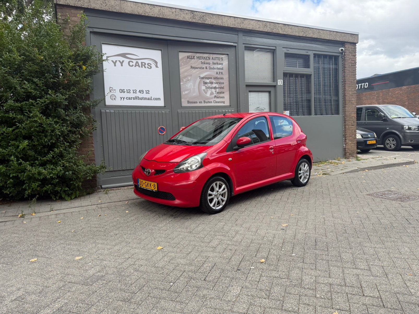 Toyota Aygo 1.0 12V Vvt-i 5DRS 2008 Rood, Auto's, Voorwielaandrijving, 4 stoelen, 68 pk, Origineel Nederlands