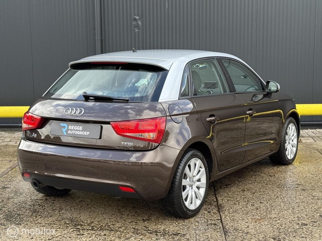Audi A1 Sportback 1.2 TFSI Ambition XENON | TOPSTAAT, Auto's, Audi, Voorwielaandrijving, 86 pk, 4 cilinders, Bruin