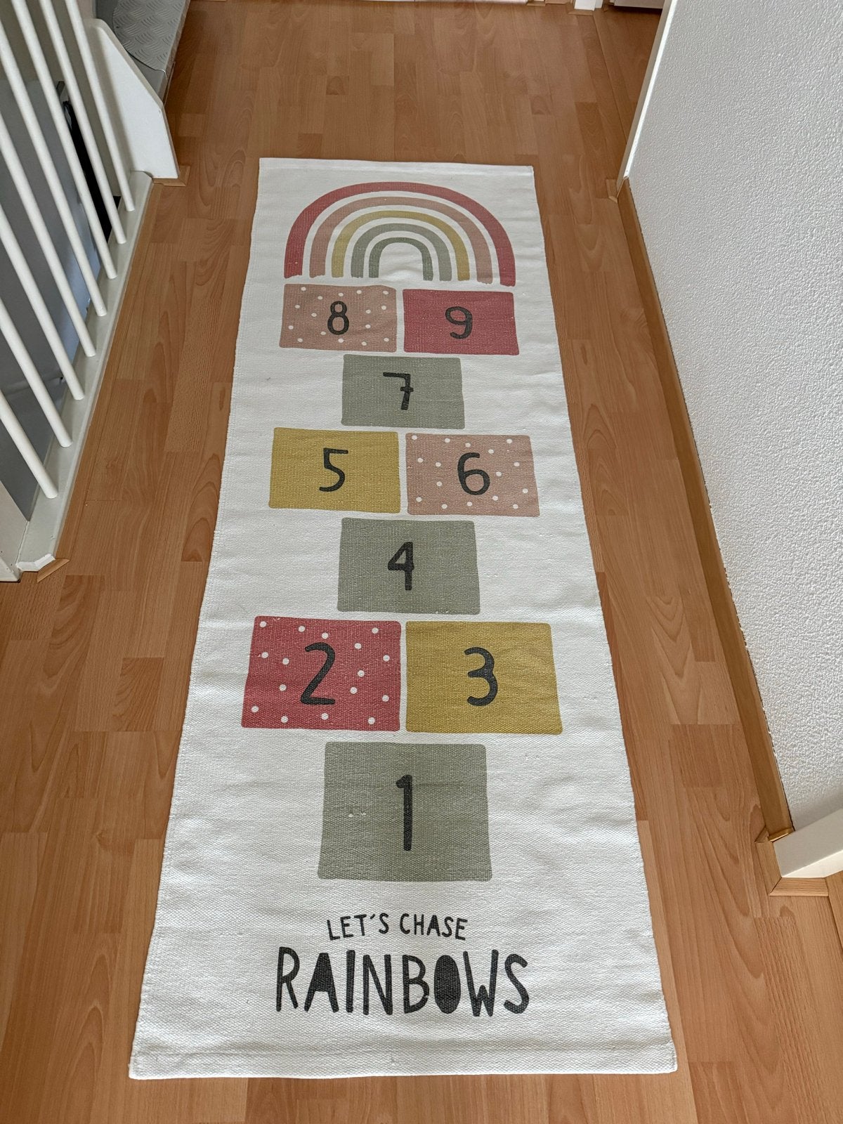 Vloerkleed kind H&M Home Hinkelbaan Kinderkamer 70x200cm, Huis en Inrichting, Ophalen, Wit, 50 tot 100 cm, Zo goed als nieuw
