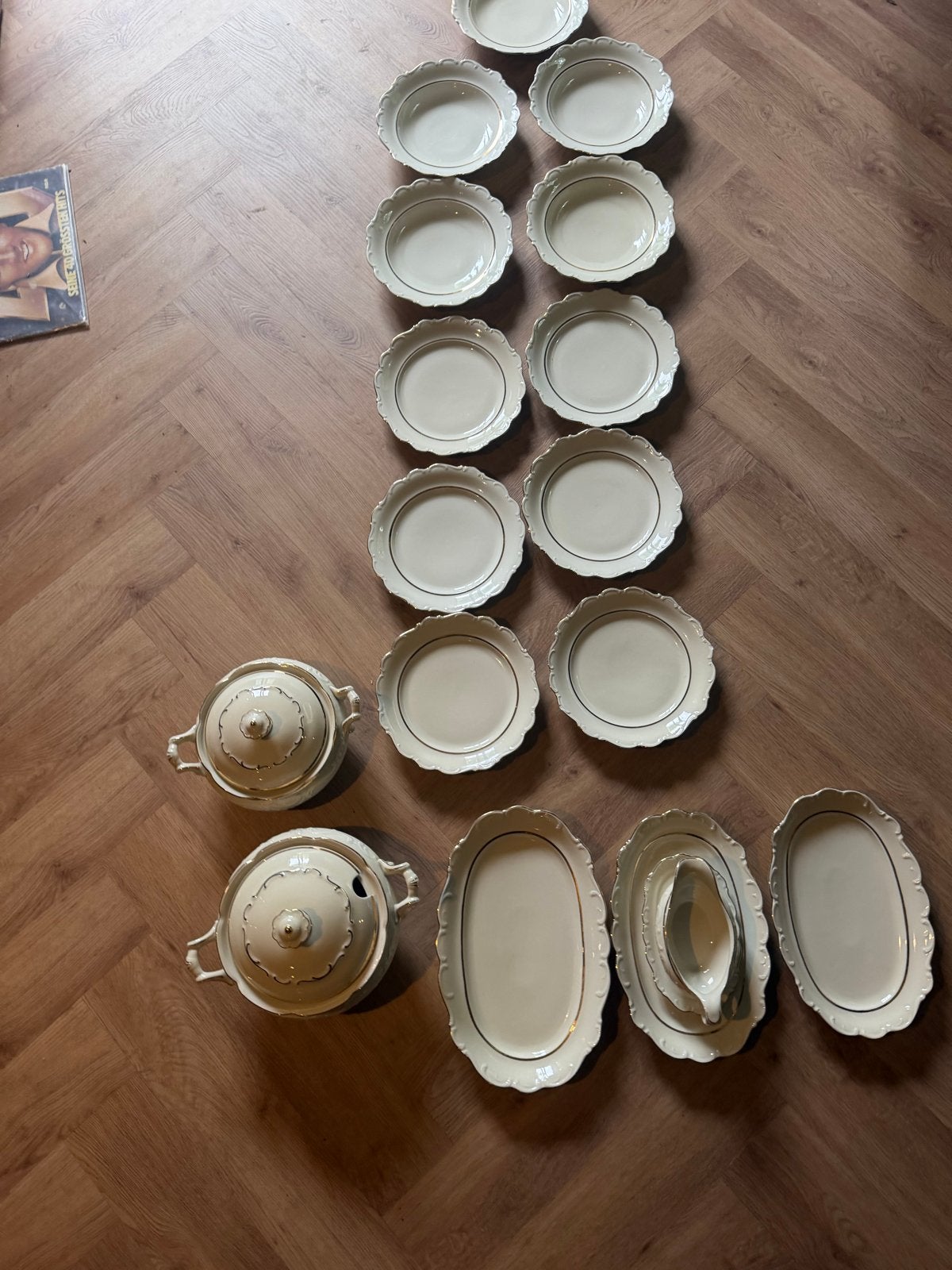 Schumann Bavaria Servies - Vintage Porselein met Gouden Rand, Gebruikt, Vintage, Ophalen of Verzenden, Porselein