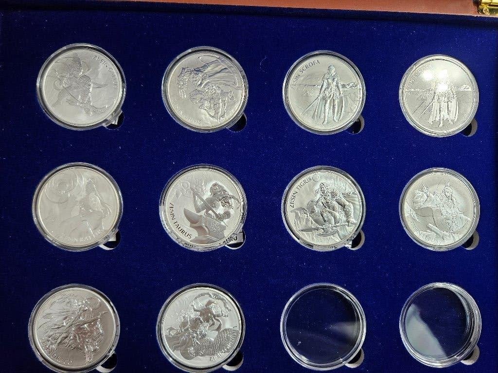 (A345) South Korea SERIE ZI:SIN 1 CLAY SET  10X ONE OUNCE, Ophalen of Verzenden, Centraal-Azië, Setje, Zilver