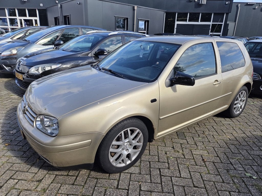Volkswagen Golf 2.3 V5 125KW AUT 2001 ORG NED AUTO ZO WEG, Zwart, Automatische klimaatregeling, Beige, Bedrijf