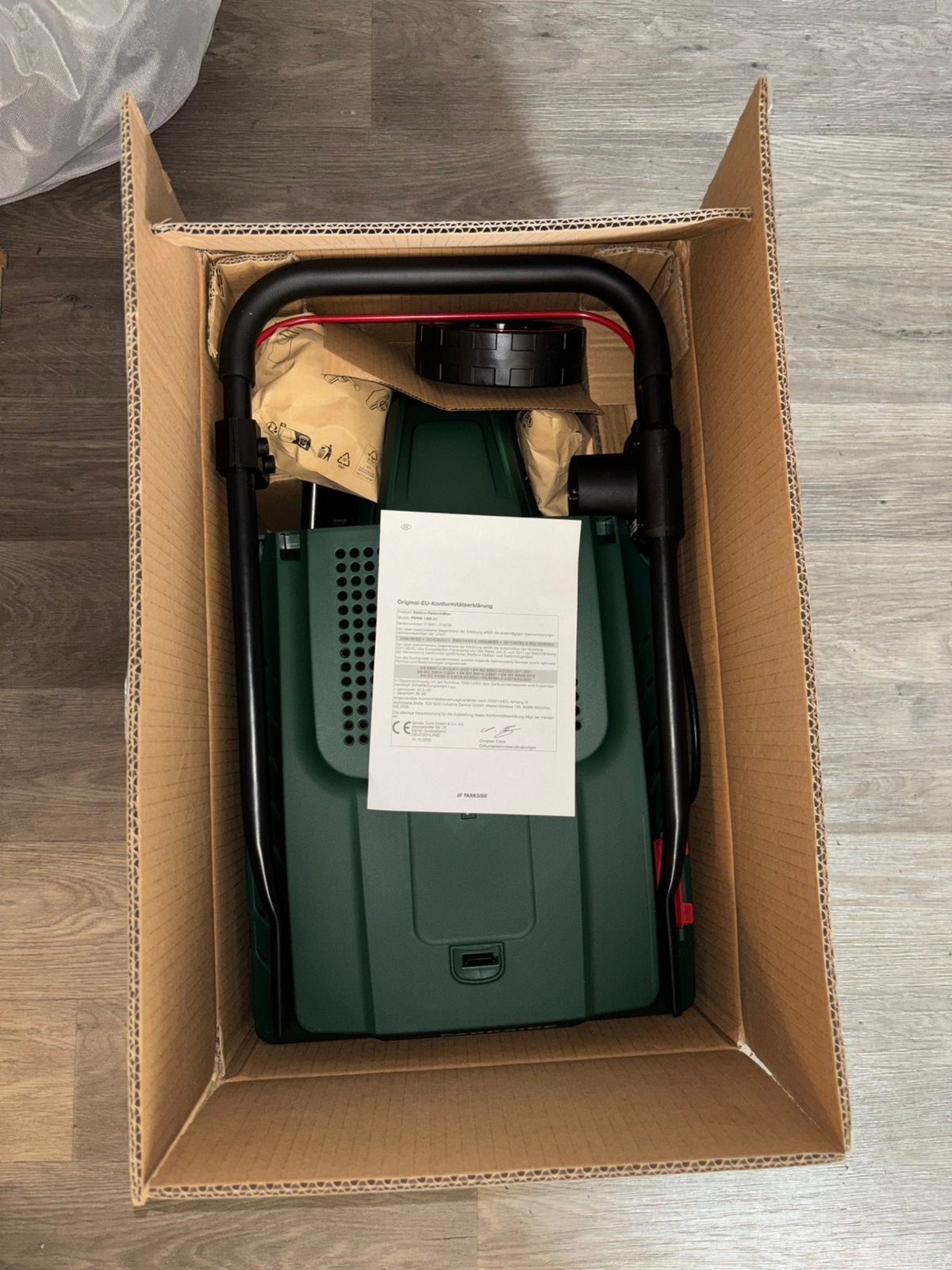 Parkside elektrische grasmaaier nieuw in doos!!, Ophalen of Verzenden, Nieuw, Elektrische grasmaaier