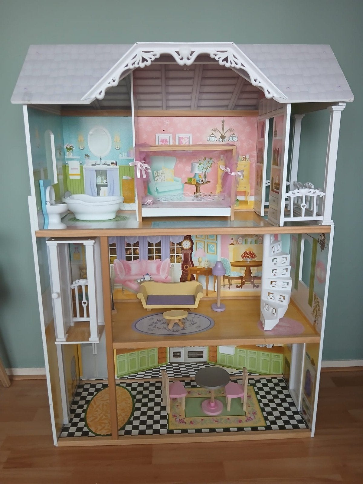 Groot en gedetailleerd barbiehuis met meubels, Ophalen, Gebruikt, Poppenhuis