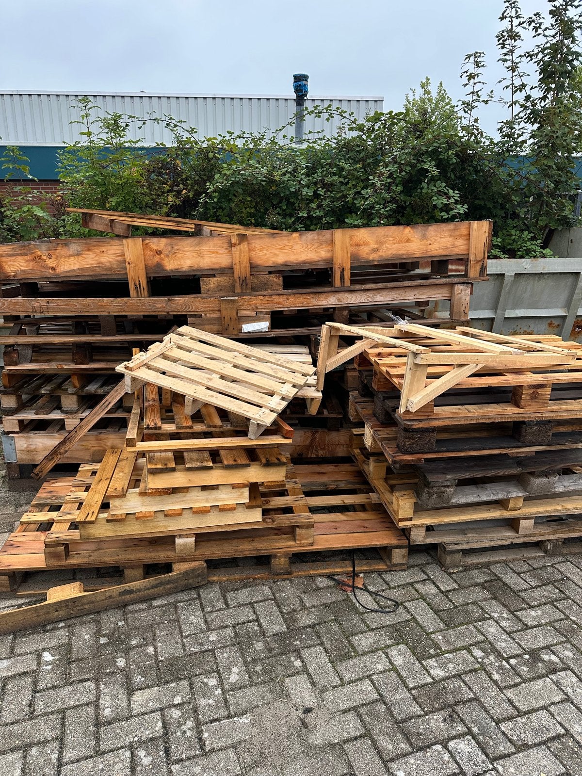 GRATIS diverse gebruikte pallets brandhout en houten kisten, Ophalen, Gebruikt, 100 cm of meer, 60 cm of meer