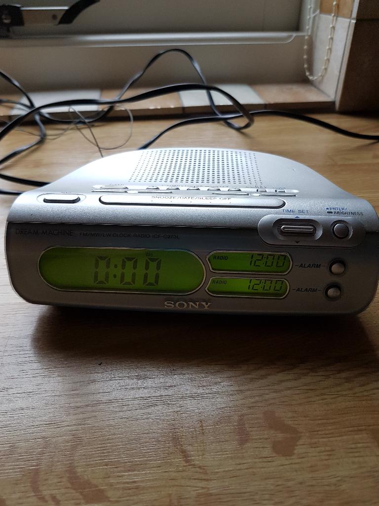 Sony wekkerradio, Ophalen, Zo goed als nieuw