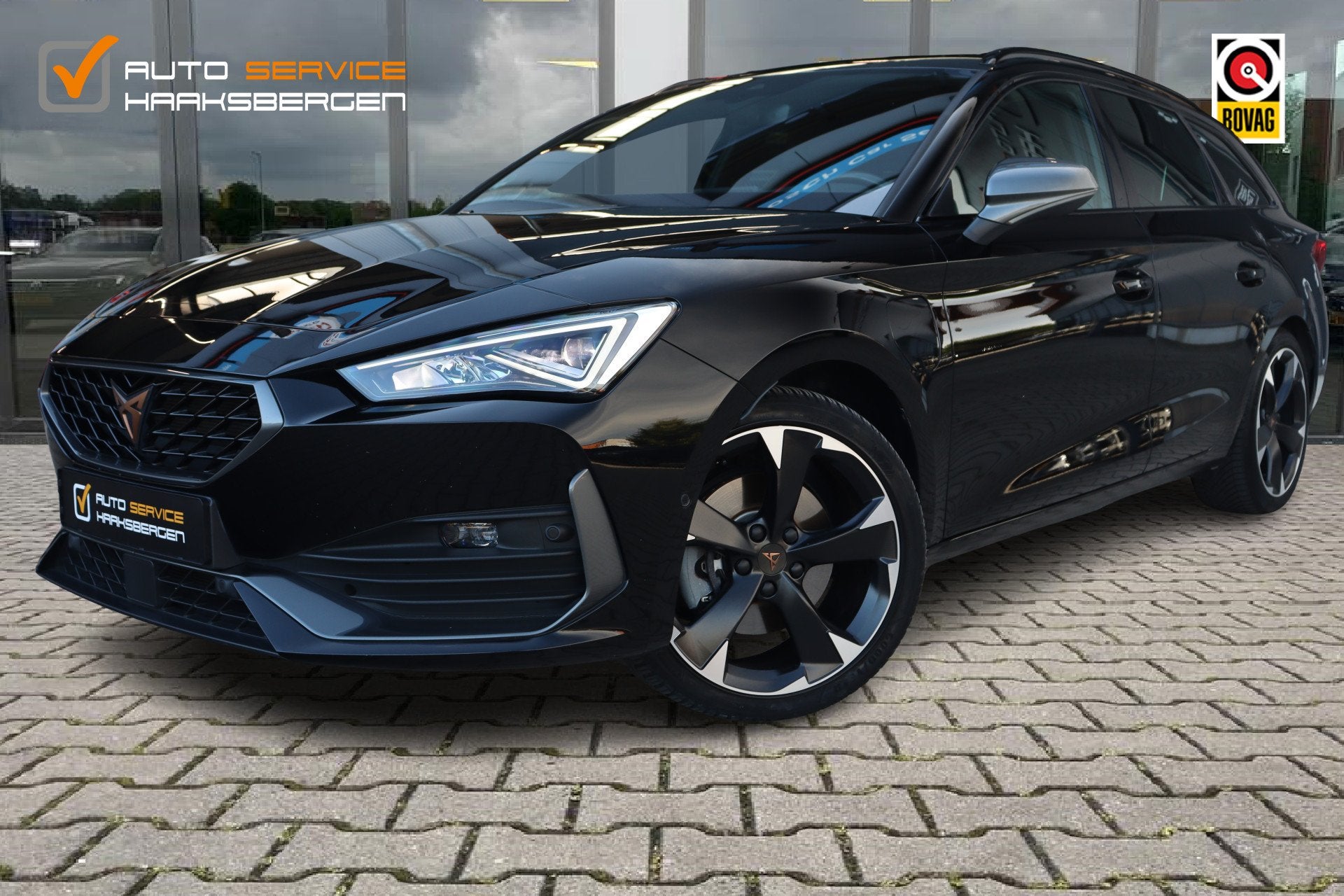 CUPRA Leon Sportstourer 1.4 e-Hybrid Business | ACC | Camera, Auto's, Gebruikt, Zwart, 4 cilinders, 1589 kg