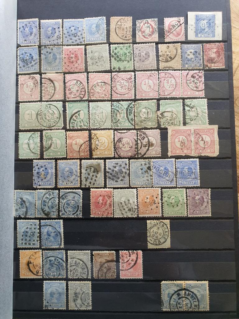 Nederland verzameling stockboek 40 euro, Postzegels en Munten, Postzegels | Volle albums en Verzamelingen, Ophalen of Verzenden