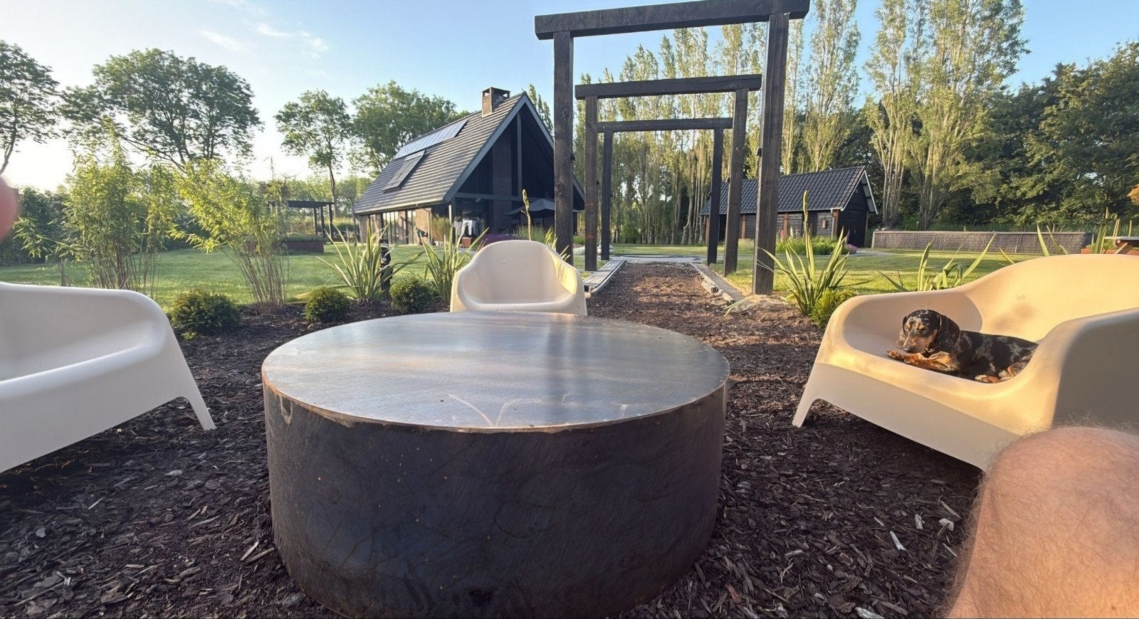 Robuuste Cortenstaal Tuin Tafel - Rond, Ophalen, Gebruikt, Rond, Metaal
