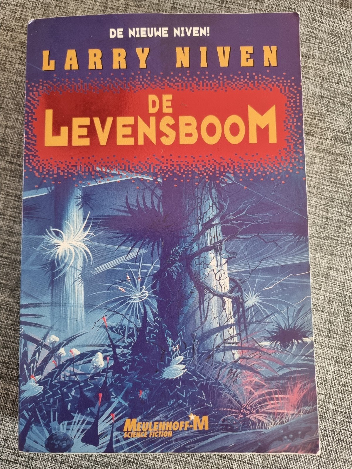 Larry Niven - De Levensboom (Meulenhoff Science Fiction), Ophalen of Verzenden