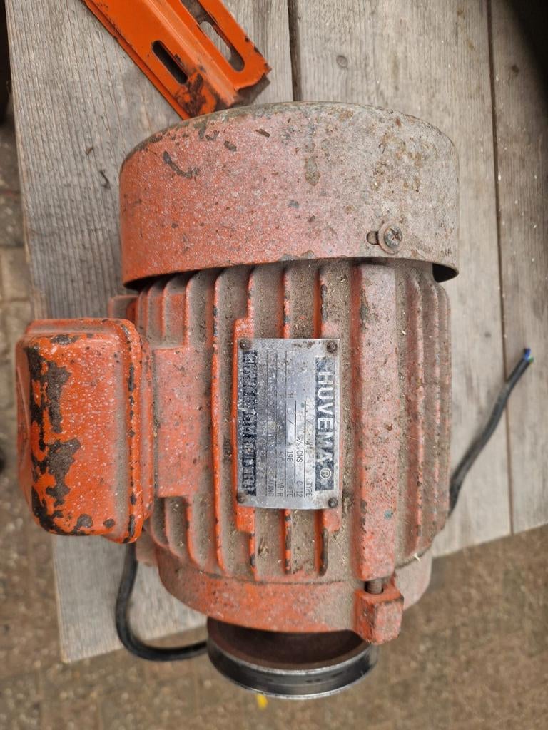 Huvena Elektromotor - Gebruikt maar functioneel, Ophalen of Verzenden, Gebruikt, Elektromotor, 1400 tot 1800 rpm