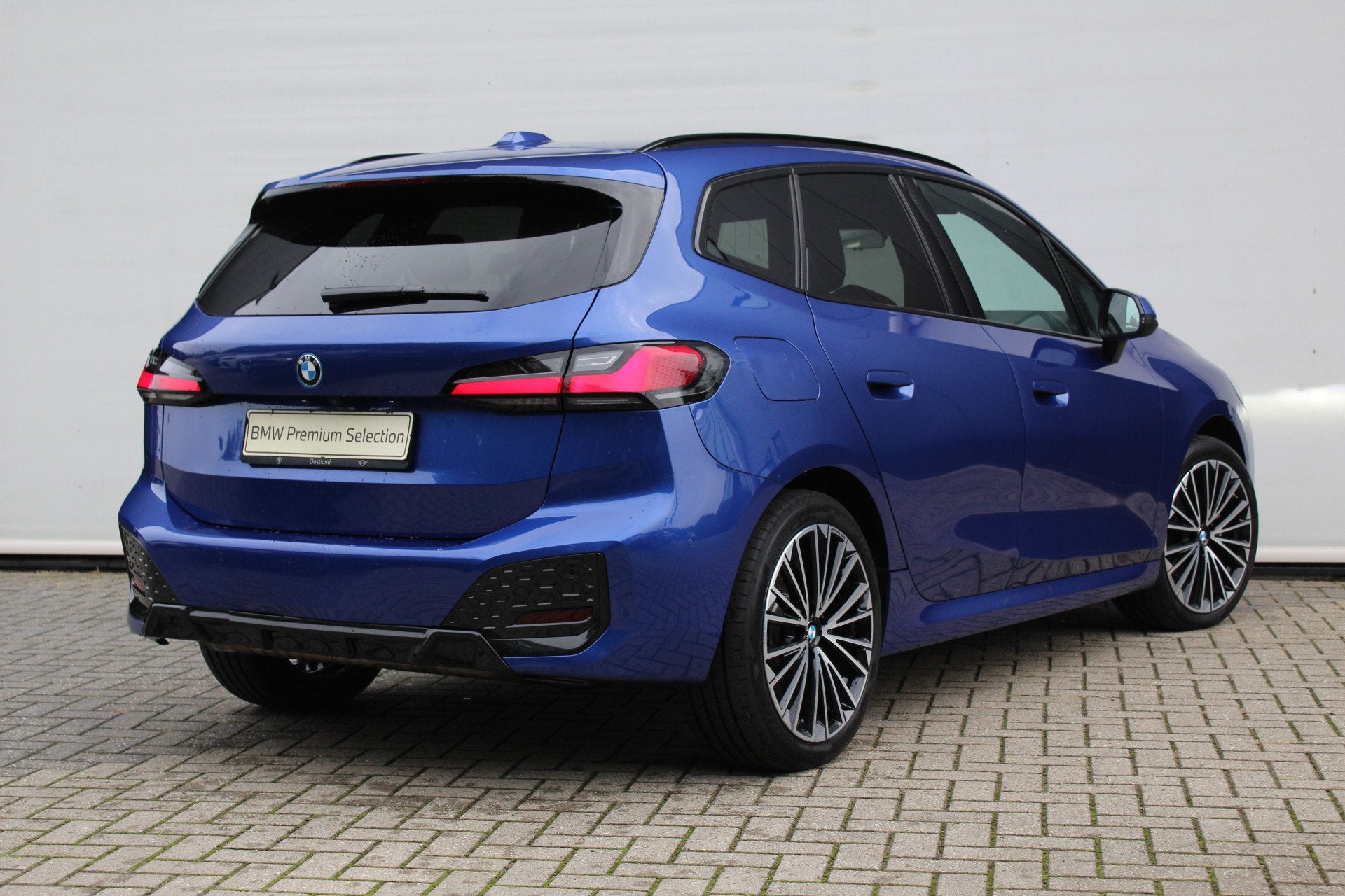 BMW 2 Serie Active Tourer 225e xDrive M Sport Automaat / Tre, Automaat, Dealer onderhouden, 1800 kg, Gebruikt