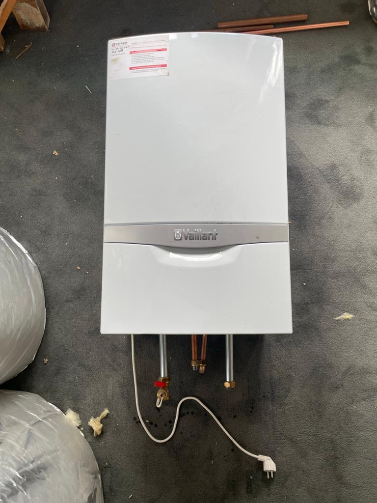 Vaillant ecoTEC plus VHR NL 35-38/5-5 R6 CV-ketel 2017, Doe-het-zelf en Verbouw, Geisers en Boilers, Ophalen, Geiser, Minder dan 20 liter