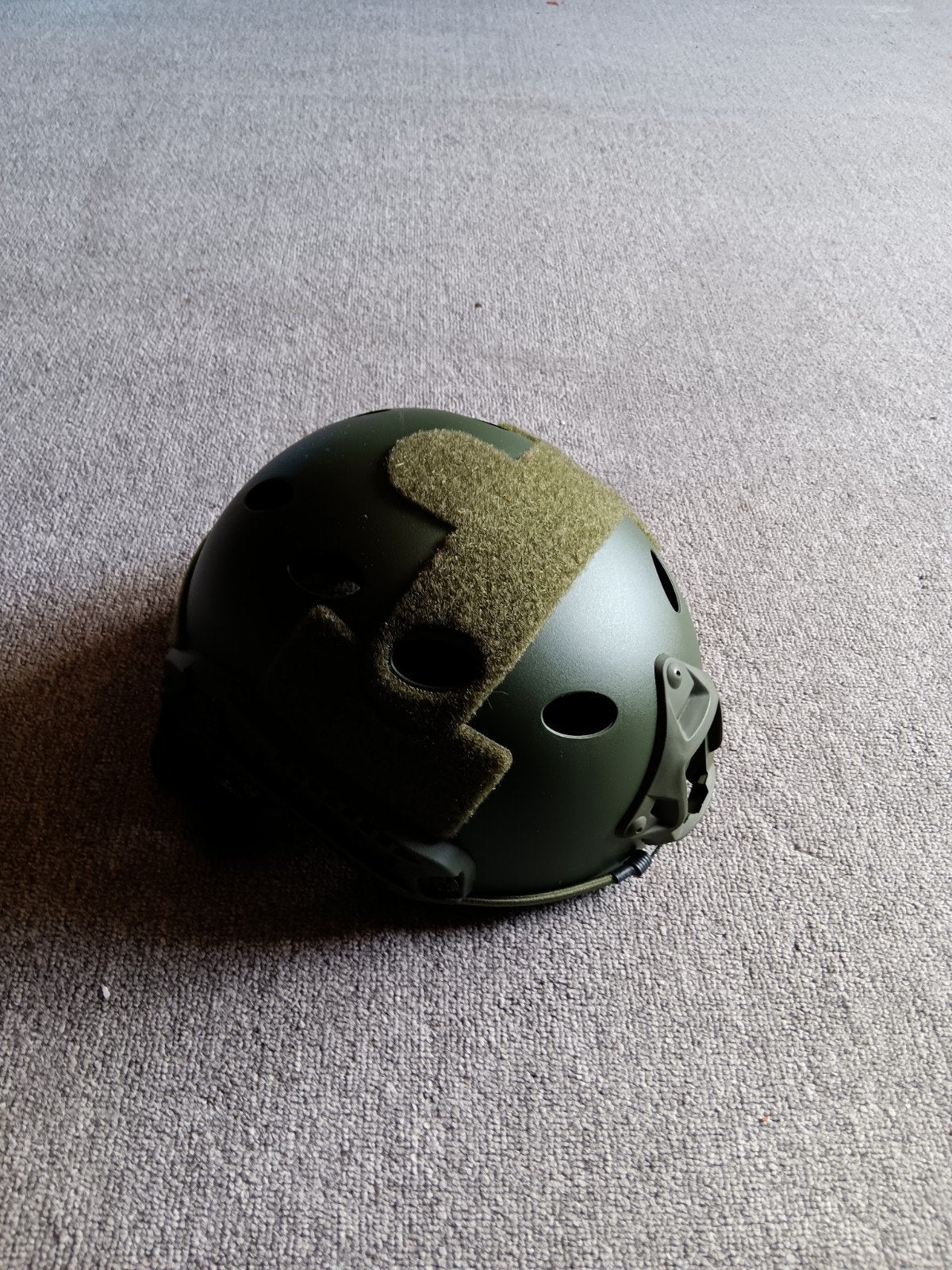 Tactische Airsoft- Paintbal Helm - Groen - nooit gebruikt, Ophalen of Verzenden, Zo goed als nieuw, Toneelattributen of Onderdelen