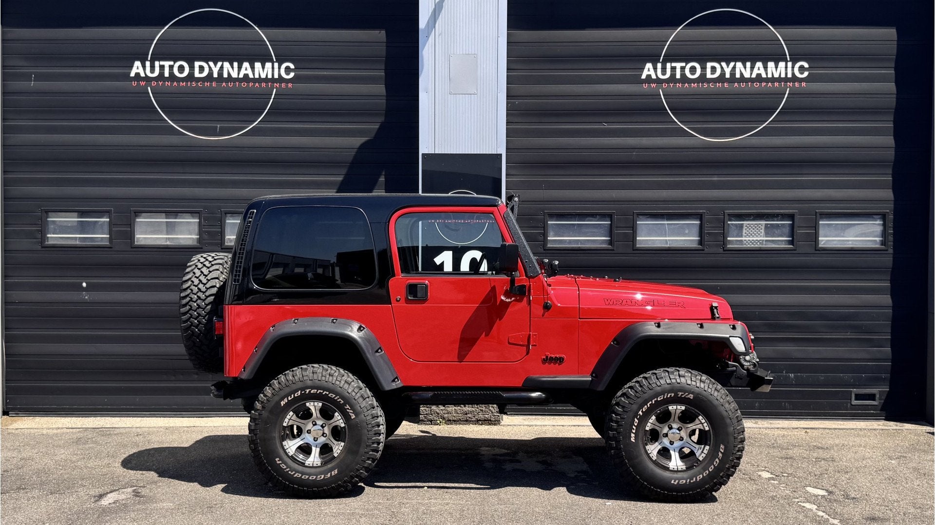 Jeep Wrangler 2.5i Softtop | Hardtop | Custom Build Belastin, foto 3