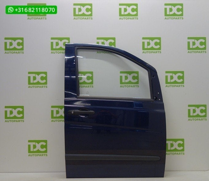 Mercedes Vito W639 ('03-'14) Voorportier rechts donkerblauw, Auto-onderdelen, Gebruikt, Deur, Mercedes-Benz, Ophalen of Verzenden