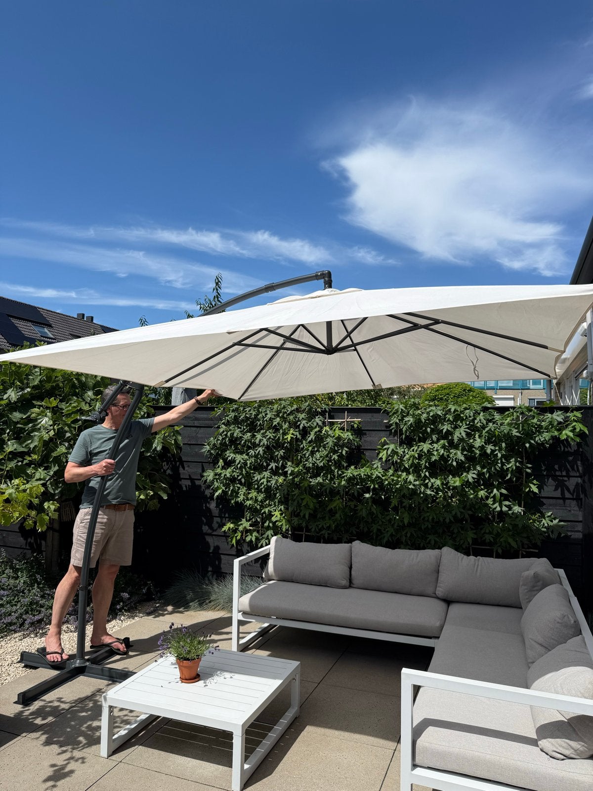 Zweefparasol 250x250 cm inclusief voet, Ophalen, Gebruikt, 2 tot 3 meter, Zweefparasol
