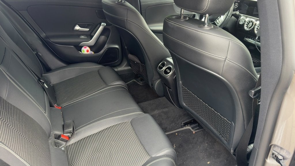 Foto 6 van Mercedes-Benz CLA 200 163pk 7G-DCT 2020 Grijs