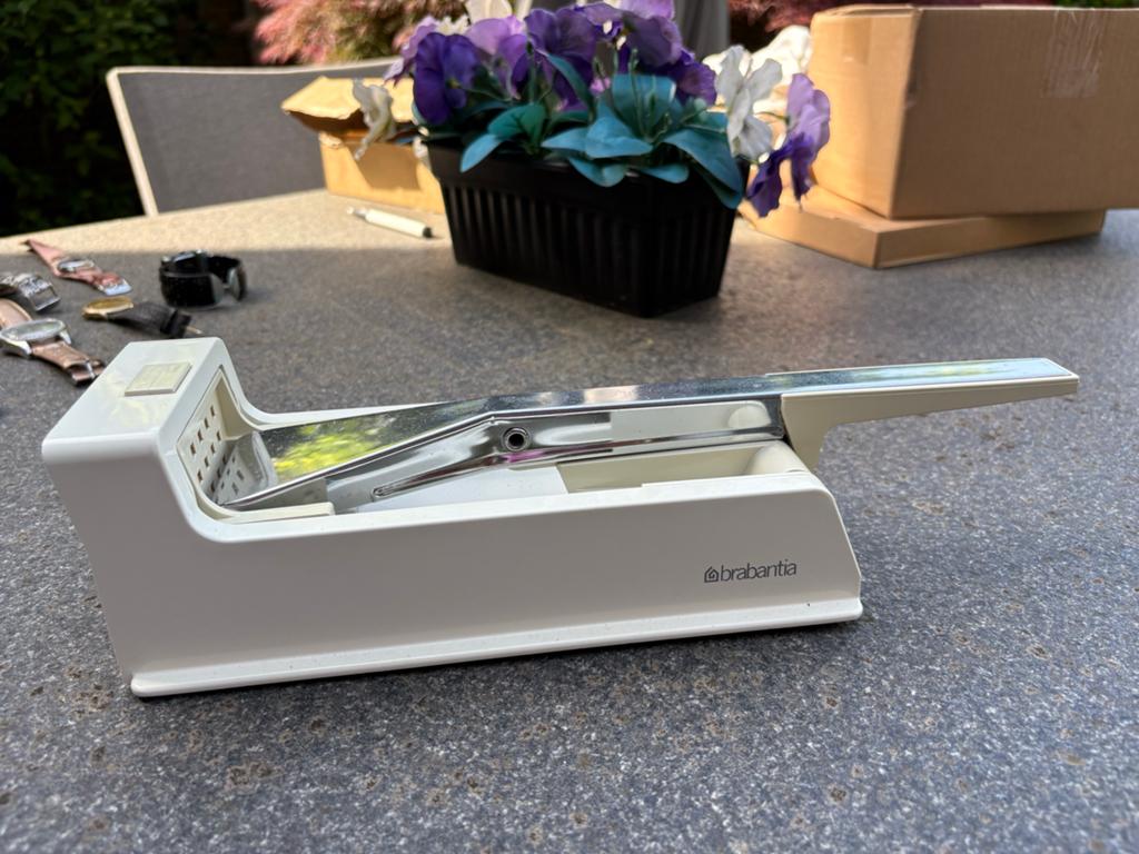Brabantia frites snijder vintage, Overige typen, Kunststof, Ophalen of Verzenden, Zo goed als nieuw