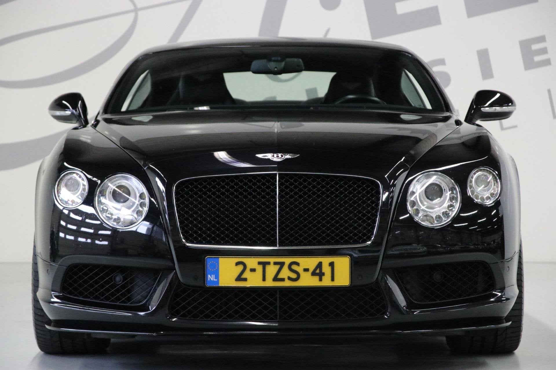 Bentley Continental GT 4.0 V8S 528PK/ Mulliner/, Auto's, Bentley, Automaat, Zwart, Vierwielaandrijving, Automatische klimaatregeling