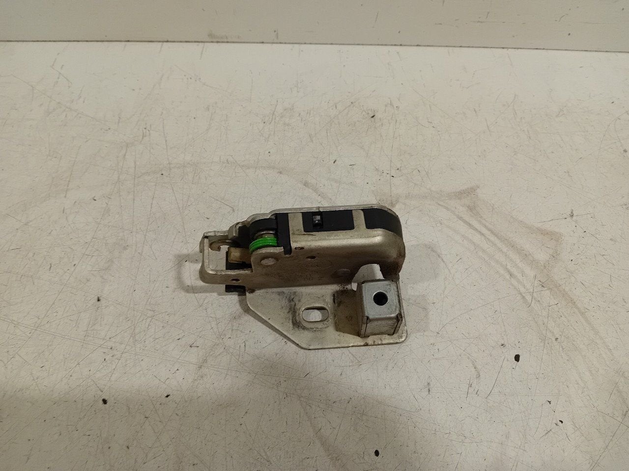 Slot mechaniek portier linksachter Mercedes-Benz Sprinter, Onderdelen@venauto.nl, Van der Ven Autorecycling B.V., Gebruikt, Ettenseweg 76, 4706 PB Roosendaal, The Netherlands