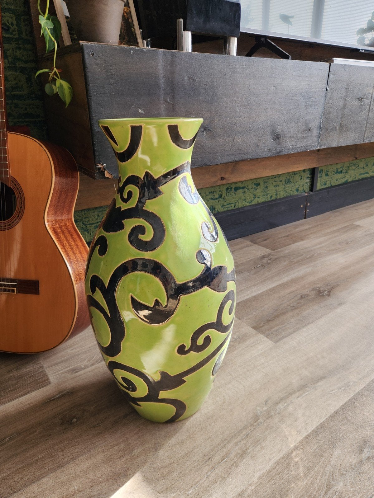 Todo mundo Vaas met Zwart Decor - 54cm Hoog, Ophalen of Verzenden