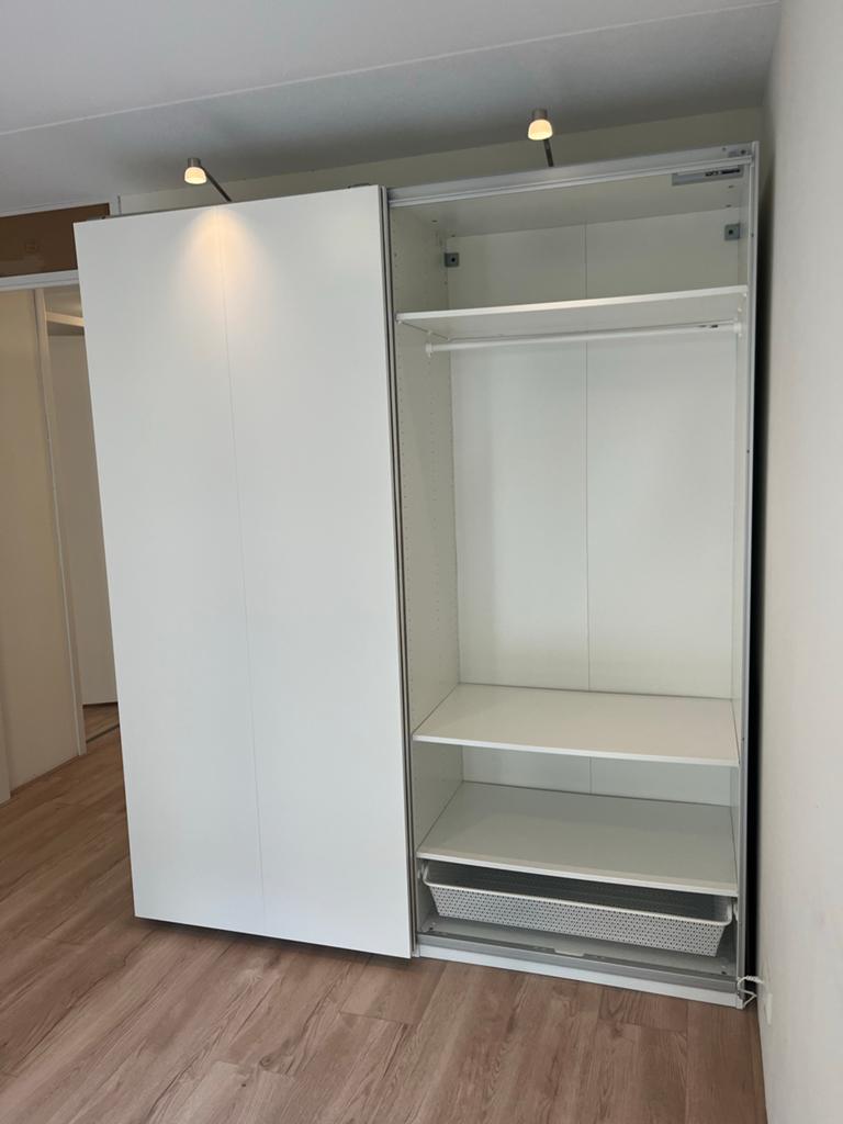 Pax kledingkasten Ikea met schuifdeuren, Gebruikt, Basic wit, 200 cm of meer, 50 tot 75 cm