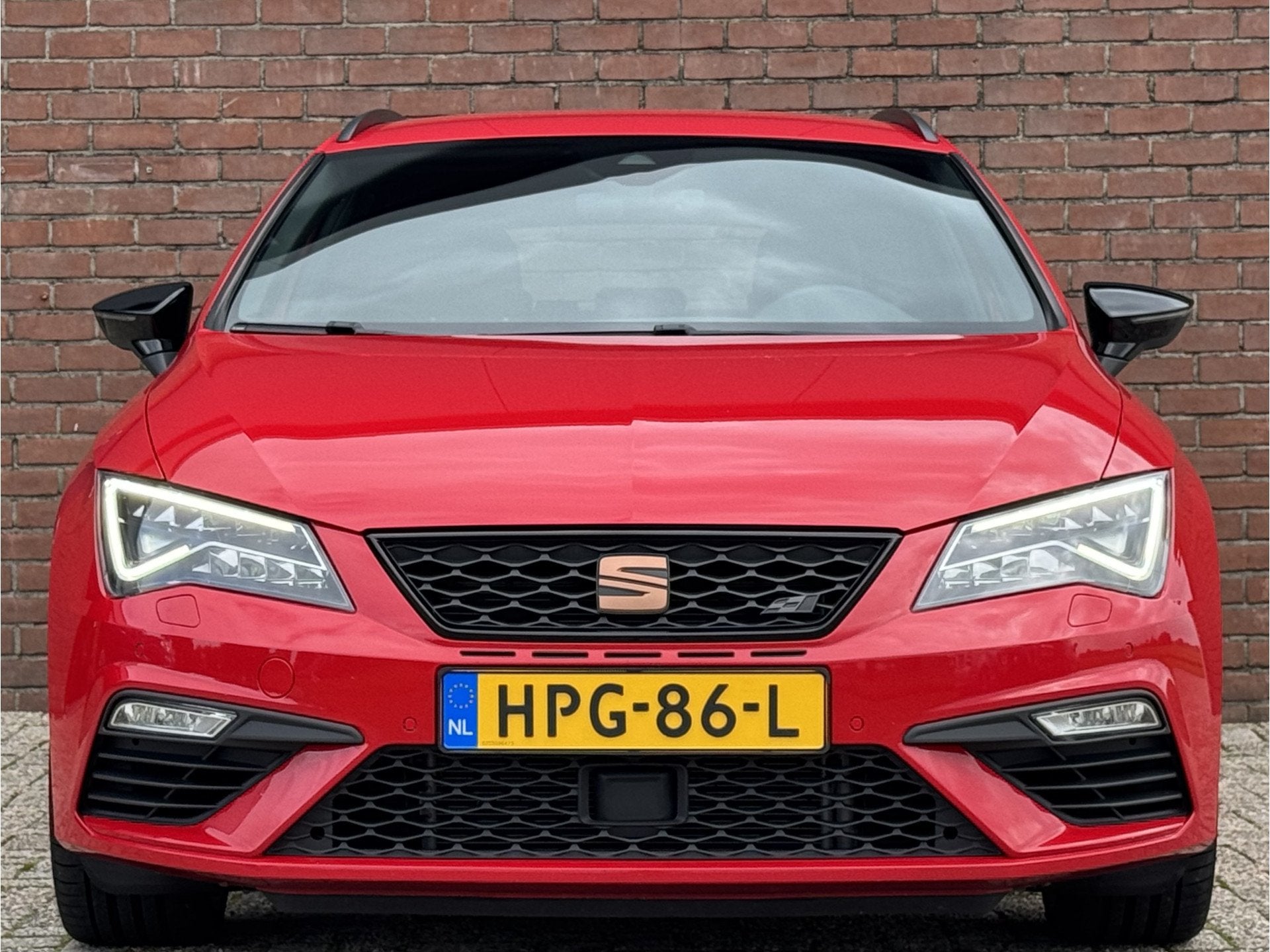 SEAT Leon ST 2.0 TSI 4DRIVE CUPRA | DEALER OH! | NAVI!, Auto's, Automaat, Dealer onderhouden, 15 km/l, Gebruikt