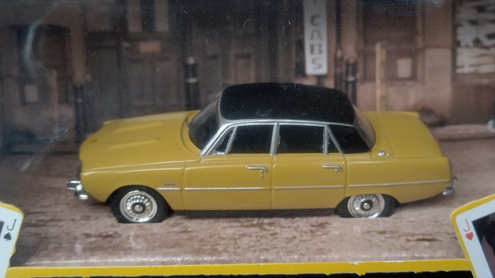 Rover 3500 V8 lock Stock & two Smoking Barrels Corgi Pol, Corgi, Auto, ., Nieuw