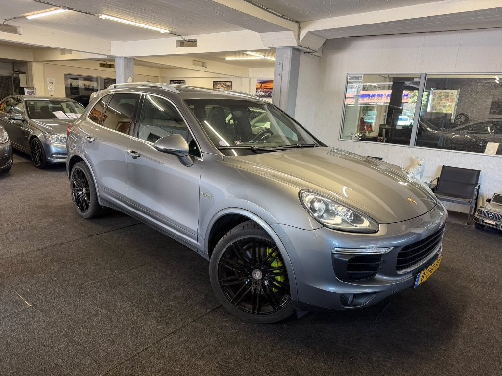Porsche Cayenne 3.0 S E-Hybrid *Vol opties* PANO*Facelift, Auto's, Porsche, Automaat, Cayenne, Gebruikt, Euro 6