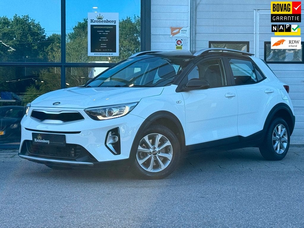Kia Stonic 1.0 T-GDi MHEV DynamicLine| CAMERA| NAP| CARPLAY, Auto's, 1160 kg, Gebruikt, Wit, Origineel Nederlands