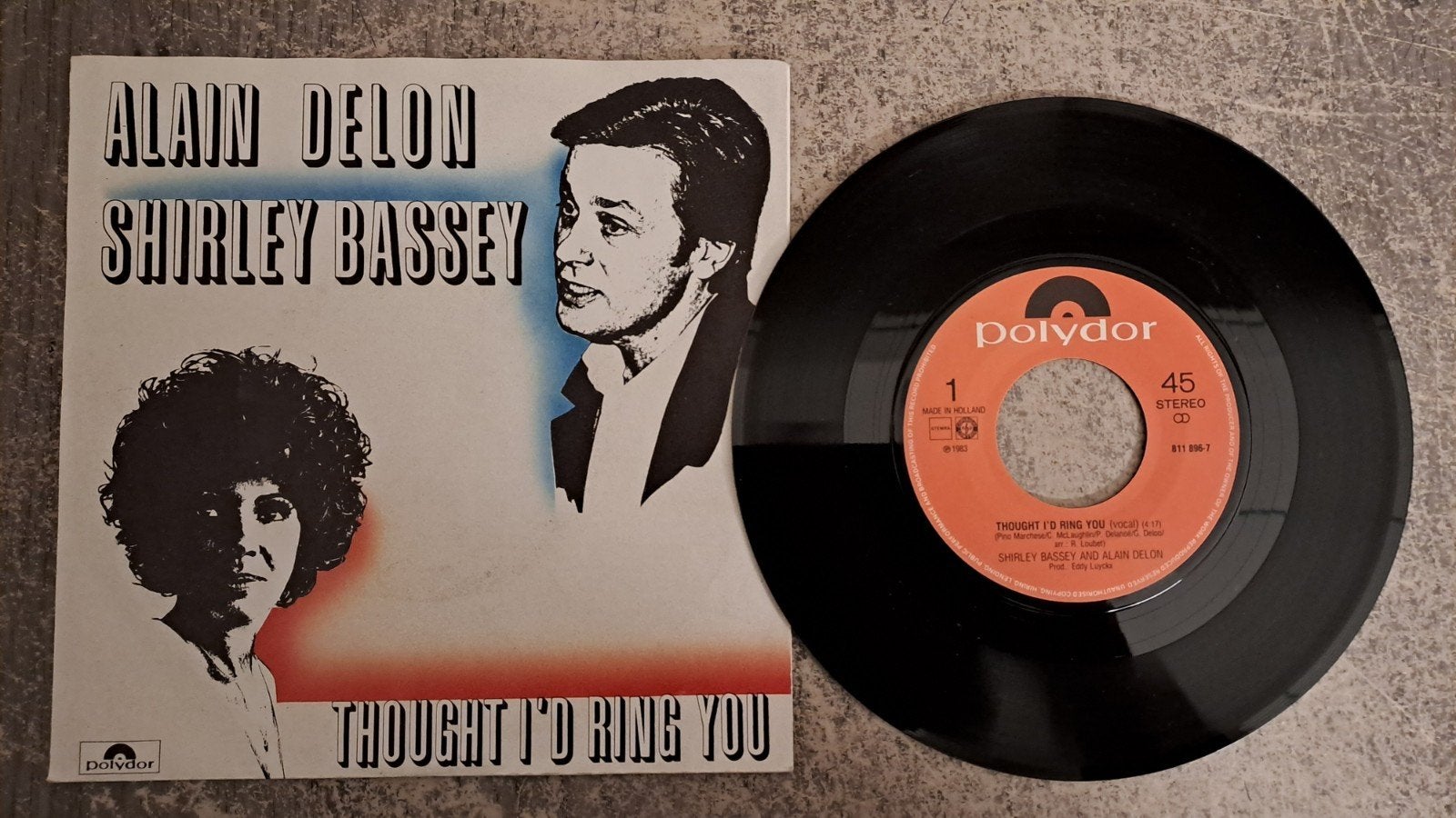Alain delon & shirley bassey - Trought i'd ring you, Gebruikt, 7 inch, Pop, Fotohoes