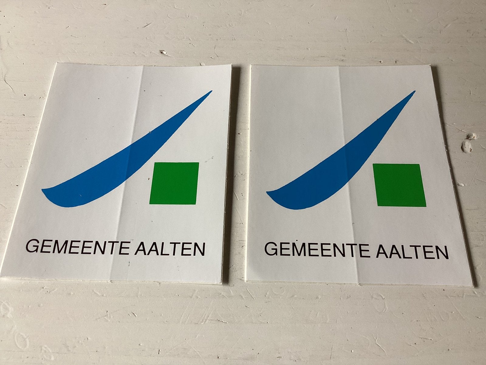 2 stickers Gemeente Aalten, Verzenden, Zo goed als nieuw