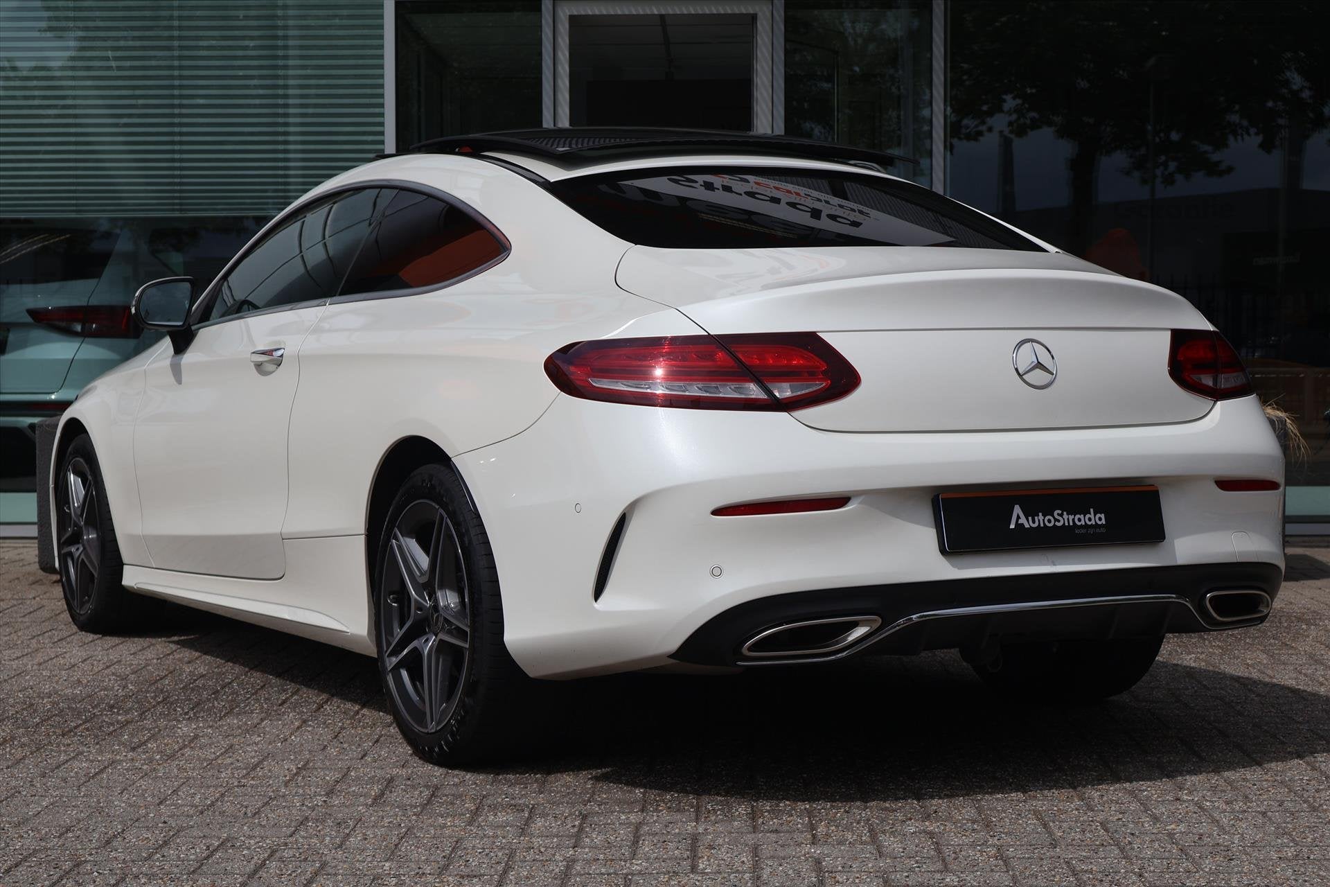 Mercedes C-Klasse Coupe C 180 AMG-Line 156pk | Stoelverwarmi, Auto's, Met garantie (alle), 4 stoelen, Wit, C-Klasse