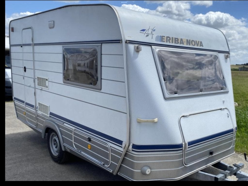 Eriba nova 392 A, Rondzit, Particulier, Eriba, Tot en met 4