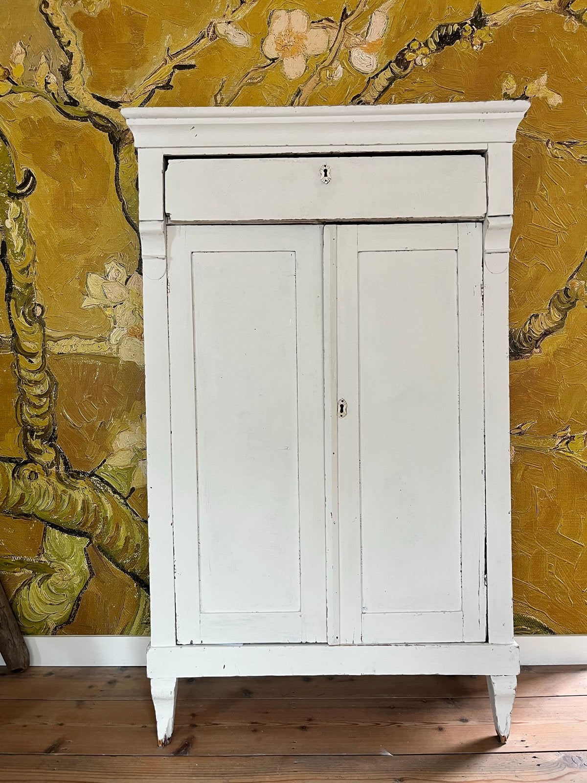 Vintage Brocante Meidenkast/Linnenkast/ Kast - Wit Krijtverf, Ophalen of Verzenden