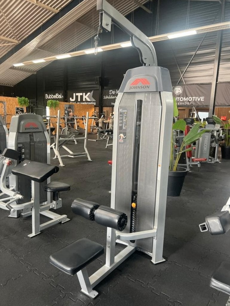 Foto 9 van 20 apparaten!! TechnoGym/Matrix/Johnson samen voor