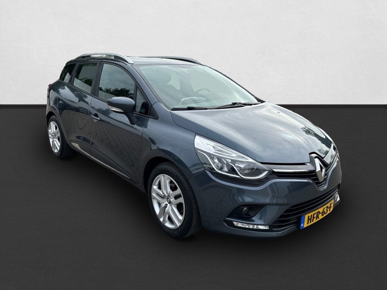 Renault Clio Estate 0.9 TCe Zen AIRCO / STOELVERWARMING / NA, Voorwielaandrijving, Stof, Gebruikt, 1057 kg