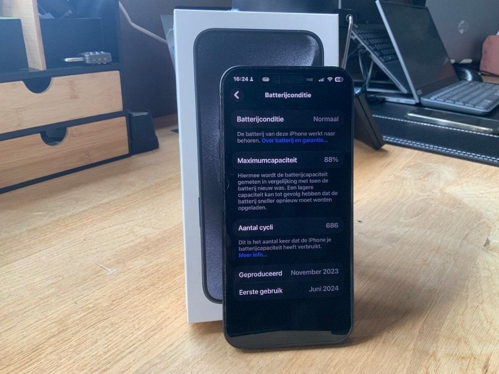 iPhone 15 Pro Max 256GB Blue Titanium - Zo goed als nieuw, Telecommunicatie, Mobiele telefoons | Apple iPhone, Zwart, Zo goed als nieuw