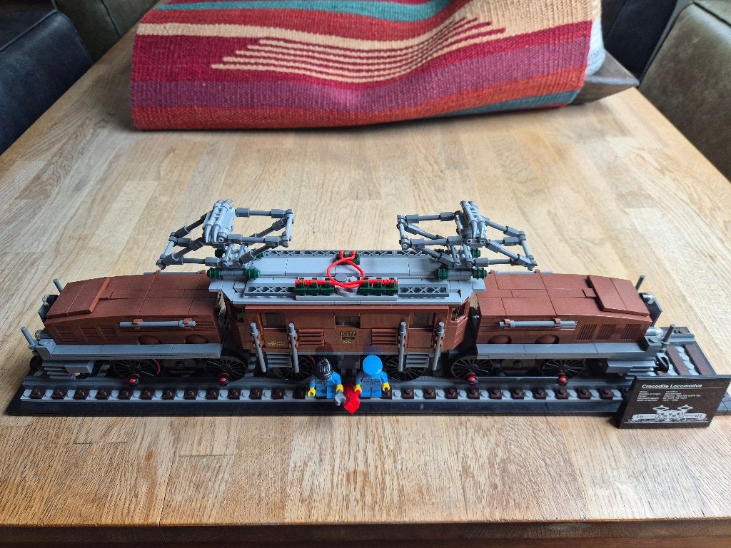Lego 10277 Crocodile locomotive + powerd up, Lego, Ophalen of Verzenden, Zo goed als nieuw, Compleet