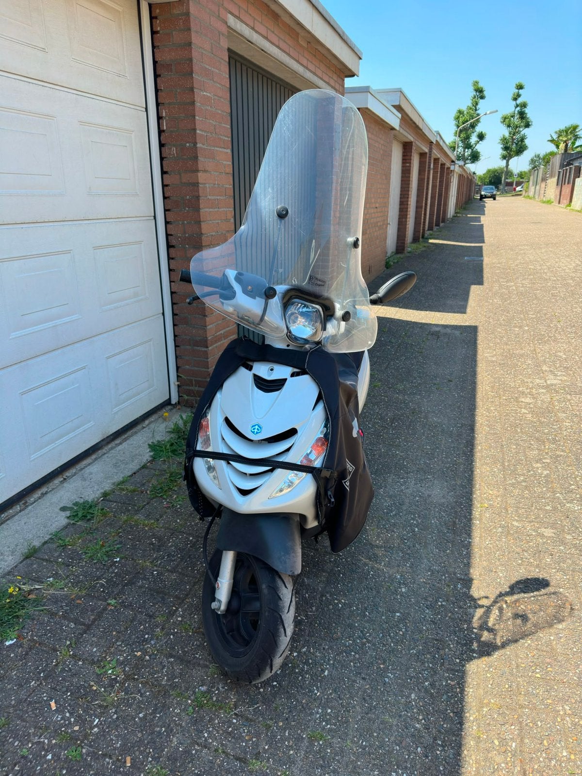 Piaggio Zip Euro 4 2020 met heel veel extras, Ophalen, Zo goed als nieuw, Benzine, Zip