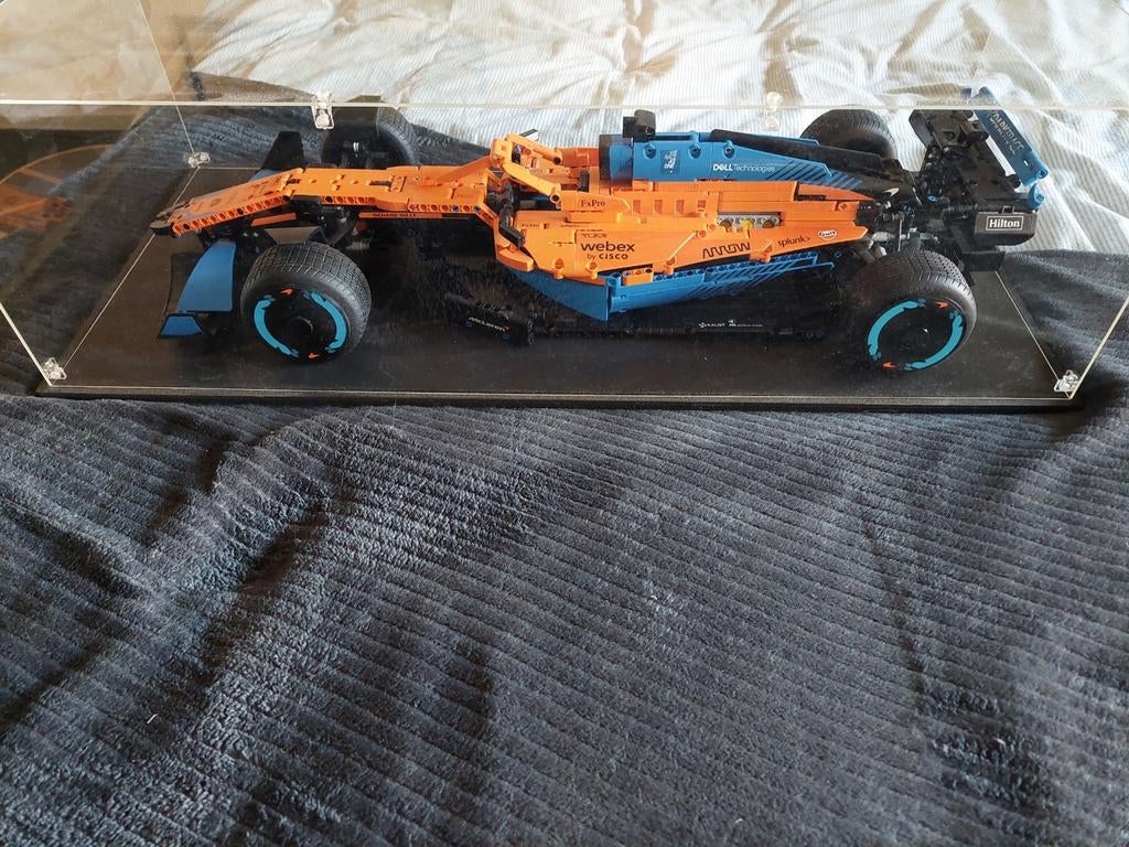 LEGO Technic 42141 McLaren Formule 1., Hobby en Vrije tijd, Modelbouw | Auto's en Voertuigen, Auto, Groter dan 1:32, Zo goed als nieuw
