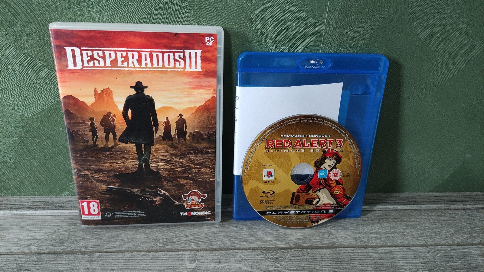 Red Alert ultimate edition ps3 en gratis desperados 3 pc gam, Ophalen of Verzenden, Zo goed als nieuw