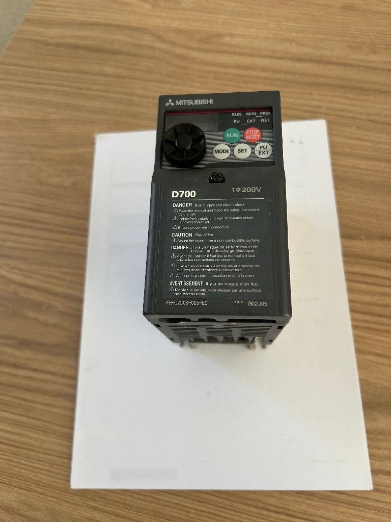 Mitsubishi FR-D720S 230V Frequentieregelaar 0.4 kW, Ophalen of Verzenden, Gebruikt
