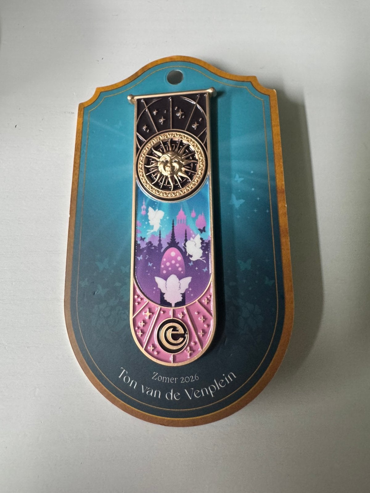 Efteling zomer pin deel 3 te koop!, Ophalen of Verzenden, Zo goed als nieuw