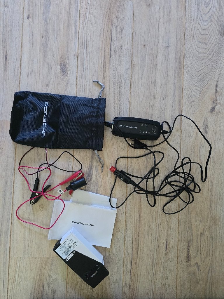 Porsche Charge-o-mat Pro Acculader 5.0A Druppellader, Auto-onderdelen, Accu's en Toebehoren, Ophalen of Verzenden, Nieuw, Porsche