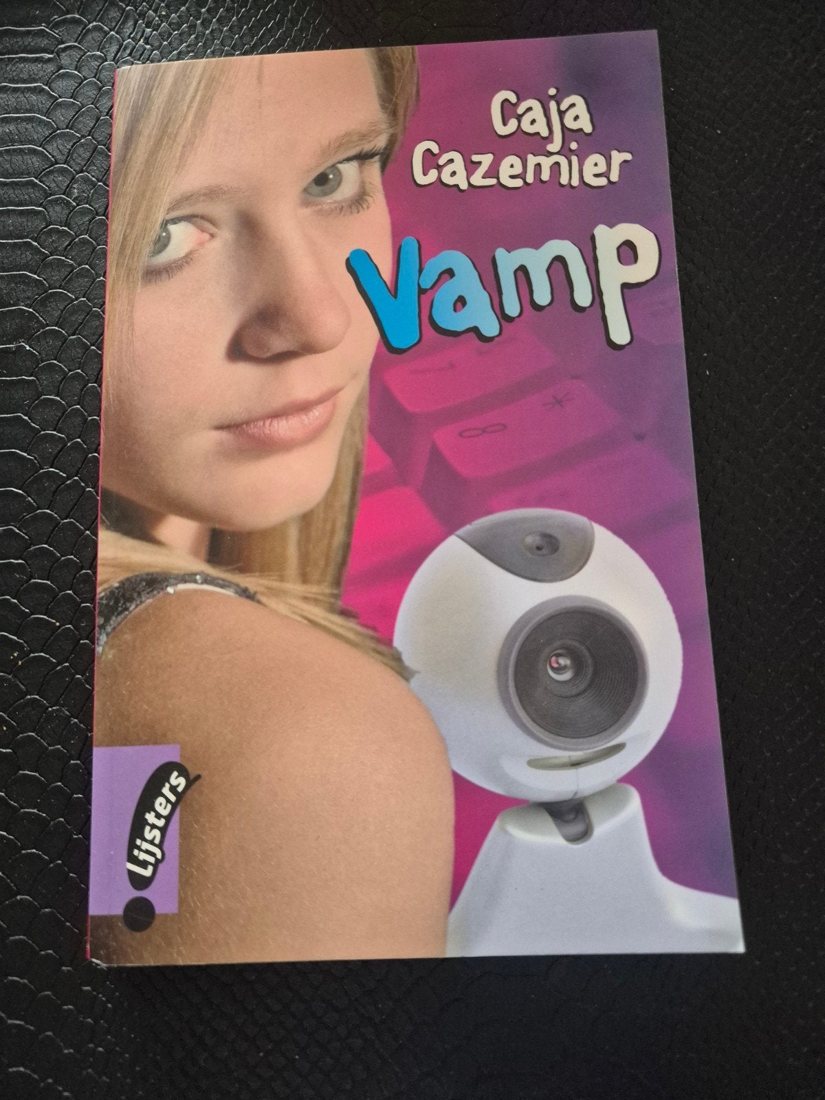 Vamp, Ophalen of Verzenden, Zo goed als nieuw, Caja Cazemier